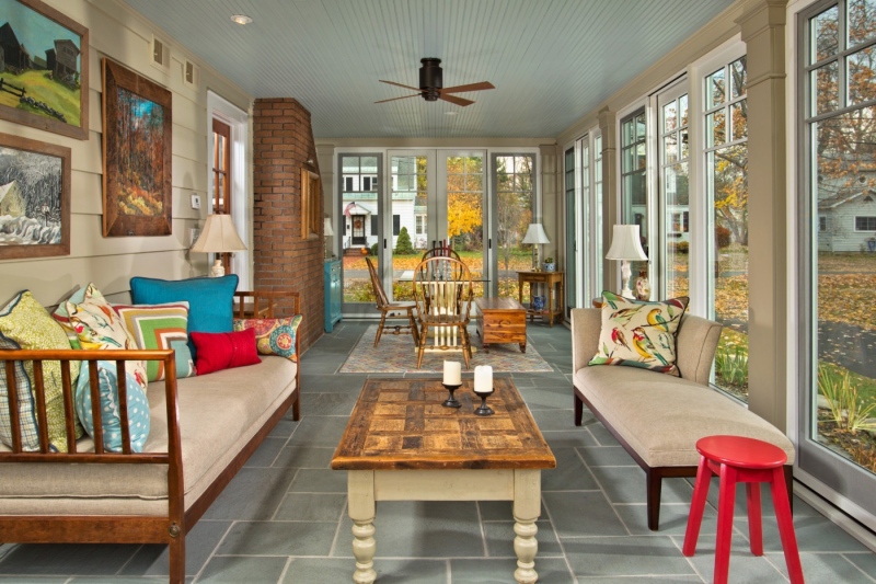 Coffee-to-Cocktails-sun-porch-interior-1